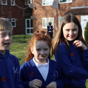 Jubilee Oak children from Trimley St Martin School 1